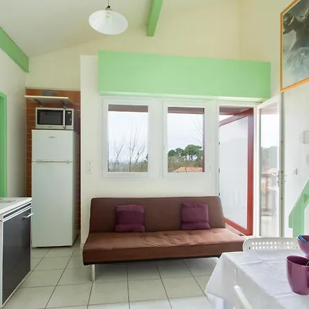 - Balcon - Proche Apartment *